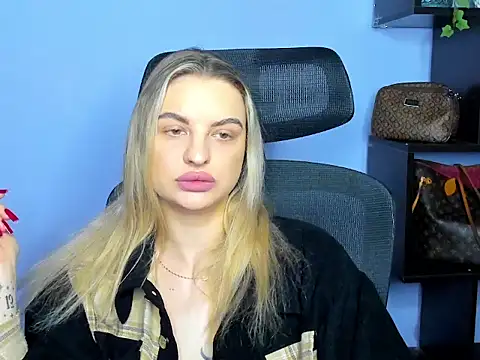 BlankaXCute online show from 02/18/26, 07:37