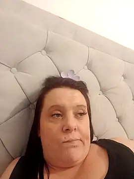 Snapshot of louisa36 chatting on 03/02/26, 10:38 louisa36 online show from 03/02/26, 10:38