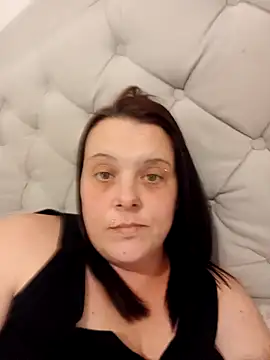 Snapshot of louisa36 chatting on 03/30/26, 07:37 louisa36 online show from 03/30/26, 07:37