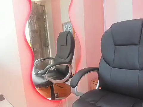 Snapshot of Carolinasexx26 chatting on 02/21/26, 03:13 Carolinasexx26 online show from 02/21/26, 03:13