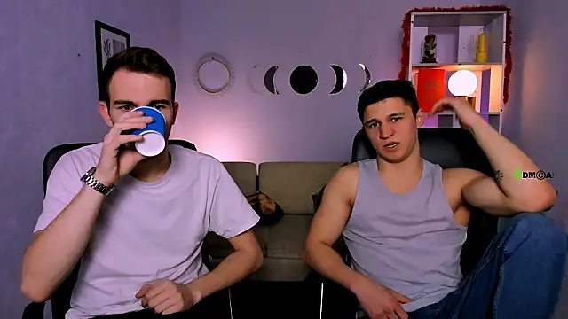 Snapshot of emmanuel_shine chatting on 03/17/26, 06:50 emmanuel shine online show from 03/17/26, 06:50