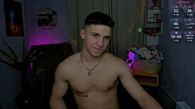 Snapshot of emmanuel_shine chatting on 03/30/26, 07:26 emmanuel shine online show from 03/30/26, 07:26