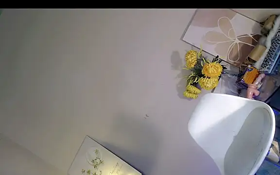 Snapshot of BitchWithTaste chatting on 04/10/26, 10:14 BitchWithTaste online show from 04/10/26, 10:14