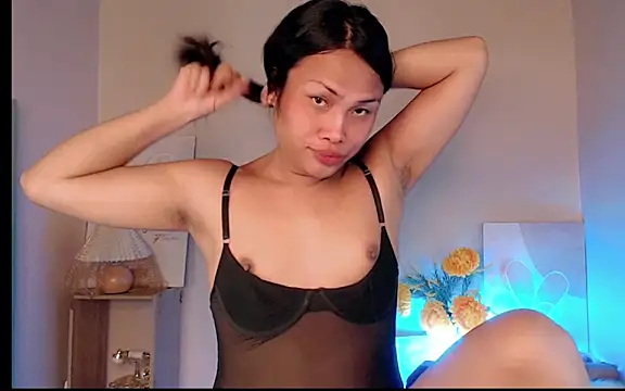 Snapshot of BitchWithTaste chatting on 04/11/26, 10:03 BitchWithTaste online show from 04/11/26, 10:03