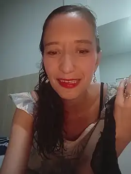 Snapshot of Aurabloom_1 chatting on 04/15/26, 10:33 Aurabloom 1 online show from 04/15/26, 10:33