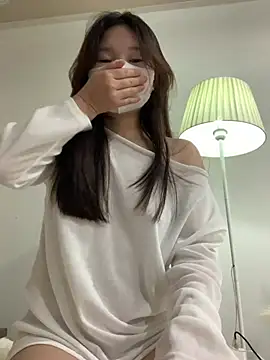 Rin-yiyi online show from 02/19/26, 04:47