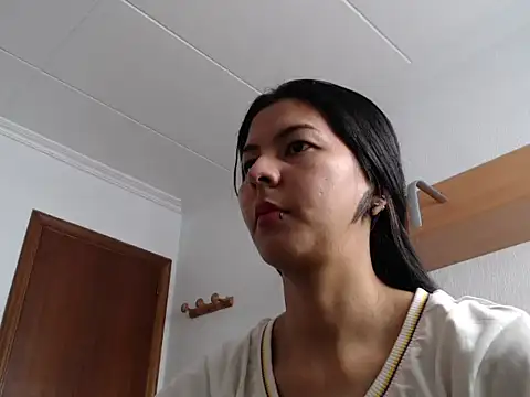 Snapshot of ZeforAitanna chatting on 02/19/26, 11:17 ZeforAitanna online show from 02/19/26, 11:17