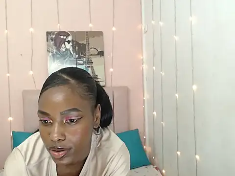 charlothcameronrs707 online show from 02/11/26, 12:10