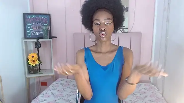 Snapshot of charlothcameronrs707 chatting on 03/25/26, 12:22 charlothcameronrs707 online show from 03/25/26, 12:22