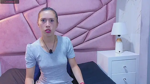 kimberlypink  online show from 02/08/26, 11:35