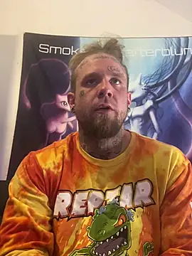 Snapshot of Smokebluntafterblunt chatting on 05/07/26, 01:22 Smokebluntafterblunt online show from 05/07/26, 01:22