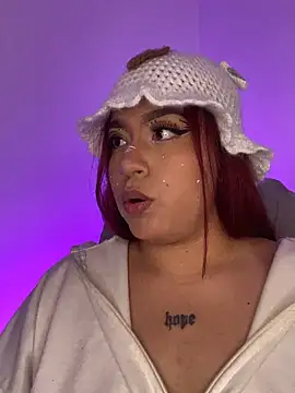 Snapshot of Wen_01 chatting on 02/13/26, 11:17 Wen 01 online show from 02/13/26, 11:17