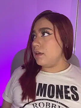 Snapshot of Wen_01 chatting on 02/15/26, 01:09 Wen 01 online show from 02/15/26, 01:09