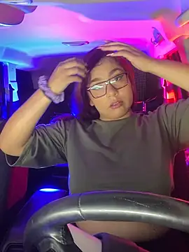 Snapshot of Wen_01 chatting on 02/22/26, 11:53 Wen 01 online show from 02/22/26, 11:53