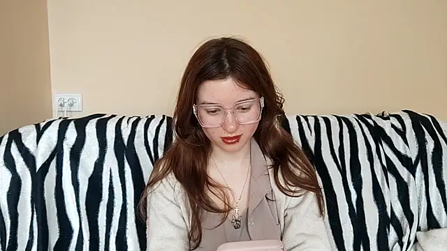 LanitaHemple online show from 04/17/26, 11:13