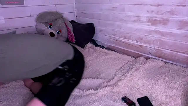 Snapshot of Donald_boy chatting on 03/12/26, 08:15 Donald boy online show from 03/12/26, 08:15