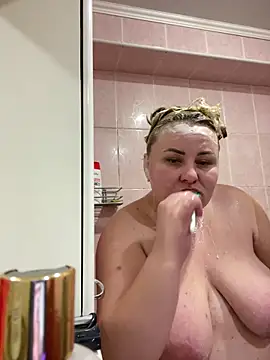 Snapshot of Mommy-girl-Lola chatting on 02/17/26, 09:50 Mommy-girl-Lola online show from 02/17/26, 09:50