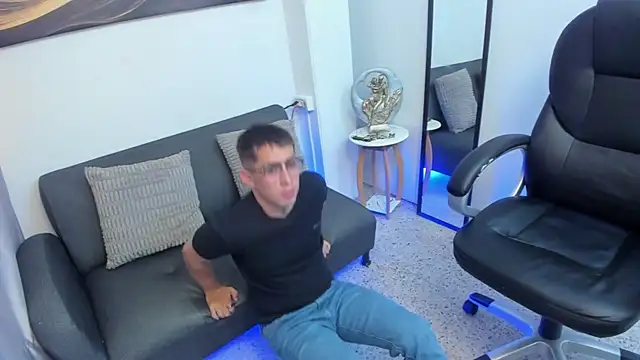 Tommas Jhonson online show from 02/21/26, 03:51