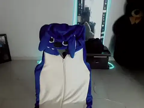 Snapshot of nebullax_mcqueen chatting on 03/01/26, 06:15 nebullax mcqueen online show from 03/01/26, 06:15