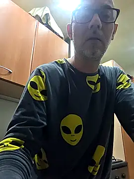 Snapshot of pareja47 chatting on 02/28/26, 01:28 pareja47 online show from 02/28/26, 01:28