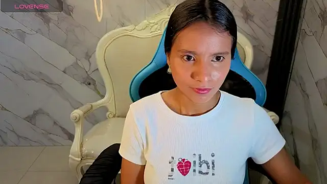 Snapshot of Cataleya23_a chatting on 05/14/26, 08:48 Cataleya23 a online show from 05/14/26, 08:48
