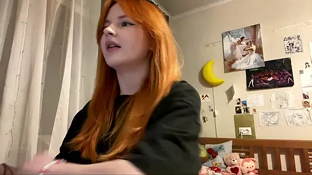 Snapshot of DynaLoom chatting on 02/09/26, 03:16 DynaLoom online show from 02/09/26, 03:16