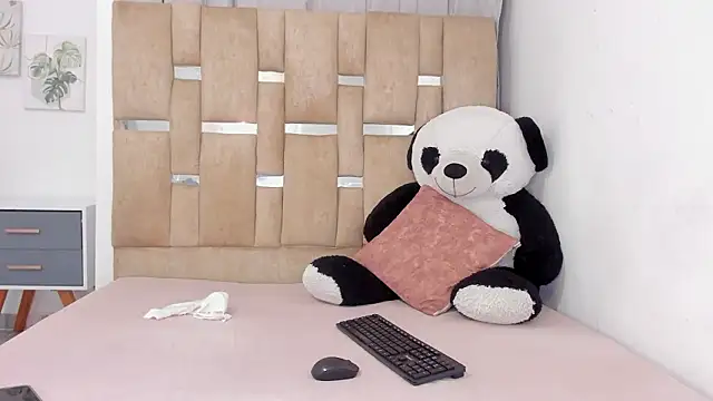 ValentiinaMoon online show from 02/11/26, 07:52