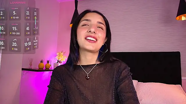 Snapshot of Aris_Suarez chatting on 03/21/26, 03:04 Aris Suarez online show from 03/21/26, 03:04
