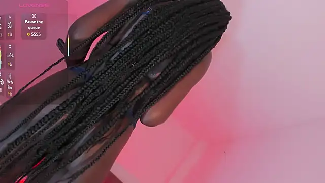 Snapshot of black_kimberly chatting on 04/07/26, 06:58 black kimberly online show from 04/07/26, 06:58