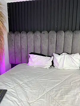 Nanda vixen  online show from 03/24/26, 12:15