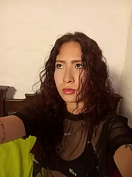 Snapshot of ViolettNyx chatting on 02/26/26, 03:55 ViolettNyx online show from 02/26/26, 03:55