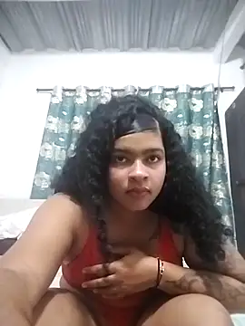 Snapshot of paeve chatting on 02/23/26, 02:42 paeve online show from 02/23/26, 02:42