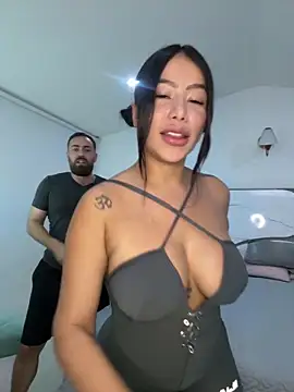 hotcouplexx1 online show from 02/19/26, 07:43