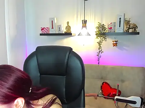 Snapshot of naomy_stanley chatting on 04/08/26, 09:48 naomy stanley online show from 04/08/26, 09:48