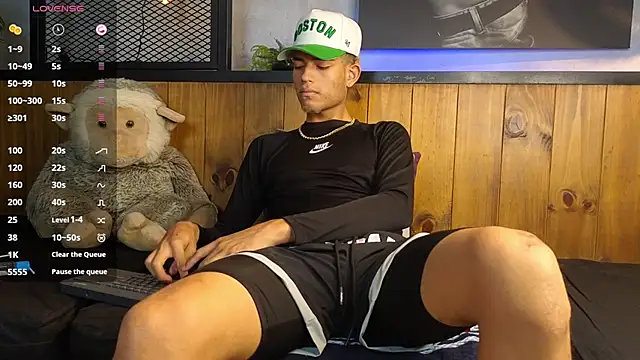 Snapshot of ItsZairen chatting on 03/04/26, 03:45 ItsZairen online show from 03/04/26, 03:45