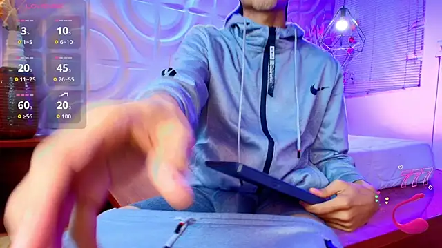 ItsZairen online show from 05/05/26, 03:58