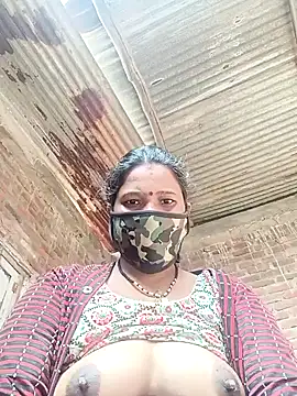 Kirti sacsena online show from 02/13/26, 04:41