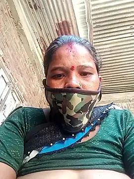 Snapshot of Kirti_sacsena chatting on 03/11/26, 08:31 Kirti sacsena online show from 03/11/26, 08:31