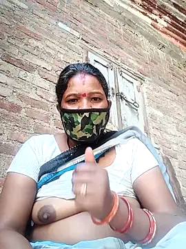 Snapshot of Kirti_sacsena chatting on 04/13/26, 08:42 Kirti sacsena online show from 04/13/26, 08:42