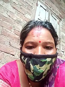 Snapshot of Kirti_sacsena chatting on 04/26/26, 08:34 Kirti sacsena online show from 04/26/26, 08:34