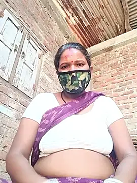 Snapshot of Kirti_sacsena chatting on 04/28/26, 09:14 Kirti sacsena online show from 04/28/26, 09:14