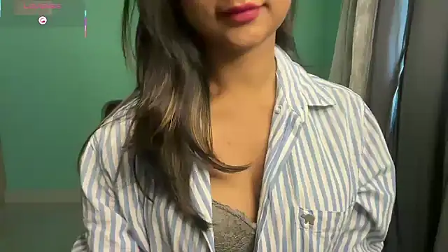 Snapshot of kamyaahh chatting on 02/11/26, 09:03 kamyaahh online show from 02/11/26, 09:03