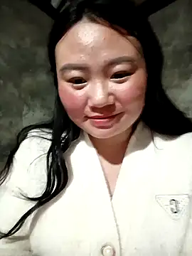 lisn-cute online show from 02/11/26, 01:49