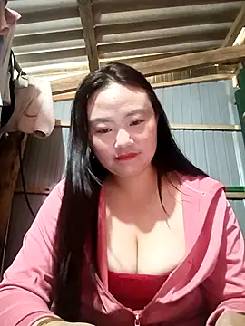 lisn-cute online show from 04/18/26, 02:59