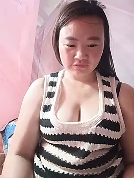 Snapshot of lisn-cute chatting on 07/09/26, 11:42 lisn-cute online show from 07/09/26, 11:42