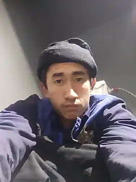 Snapshot of baron5008 chatting on 02/12/26, 12:49 baron5008 online show from 02/12/26, 12:49