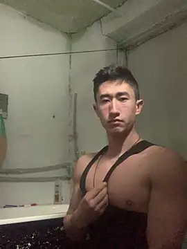 Snapshot of baron5008 chatting on 02/26/26, 07:18 baron5008 online show from 02/26/26, 07:18