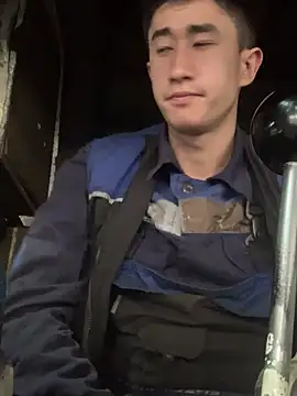 Snapshot of baron5008 chatting on 03/03/26, 04:51 baron5008 online show from 03/03/26, 04:51