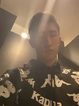 Snapshot of baron5008 chatting on 03/25/26, 11:38 baron5008 online show from 03/25/26, 11:38