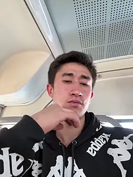 Snapshot of baron5008 chatting on 04/07/26, 02:34 baron5008 online show from 04/07/26, 02:34